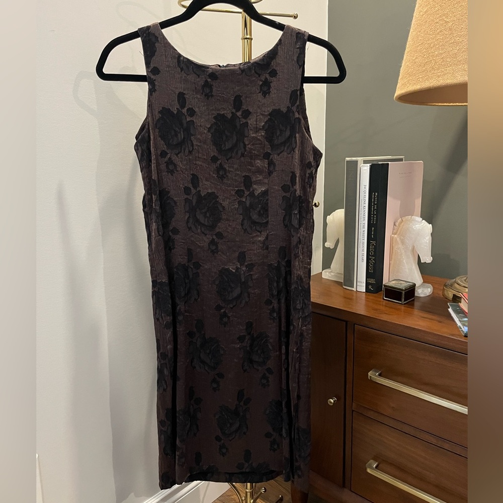Elegant 90s Black Rose Iridescent Dress